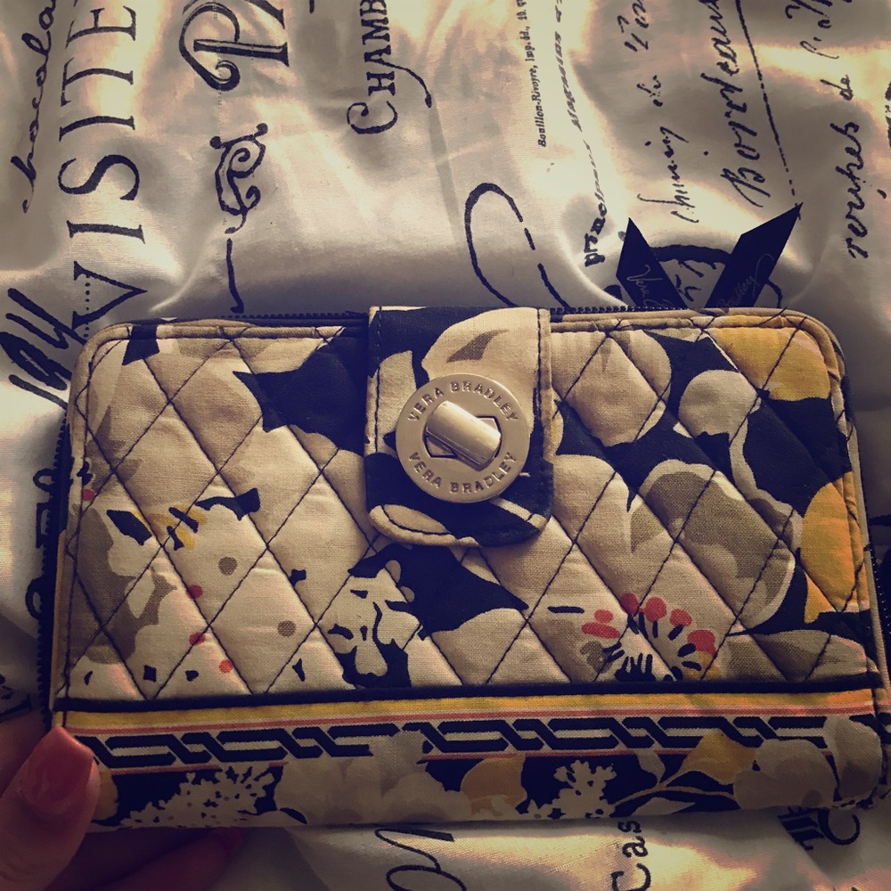 Vera Bradley Wallet!